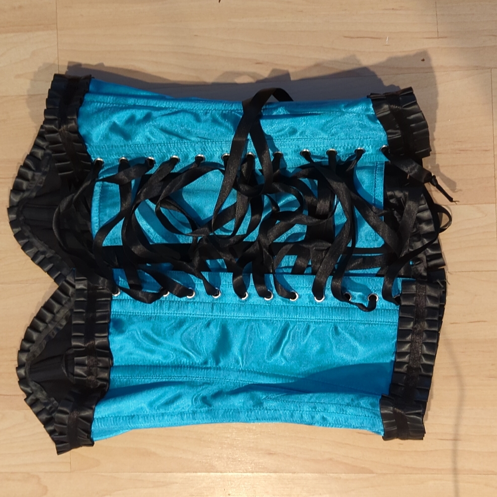 Blue with black and white lace steel boned corset - Picture 2 of 2